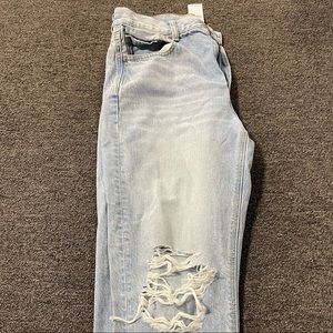 American Eagle mom jean